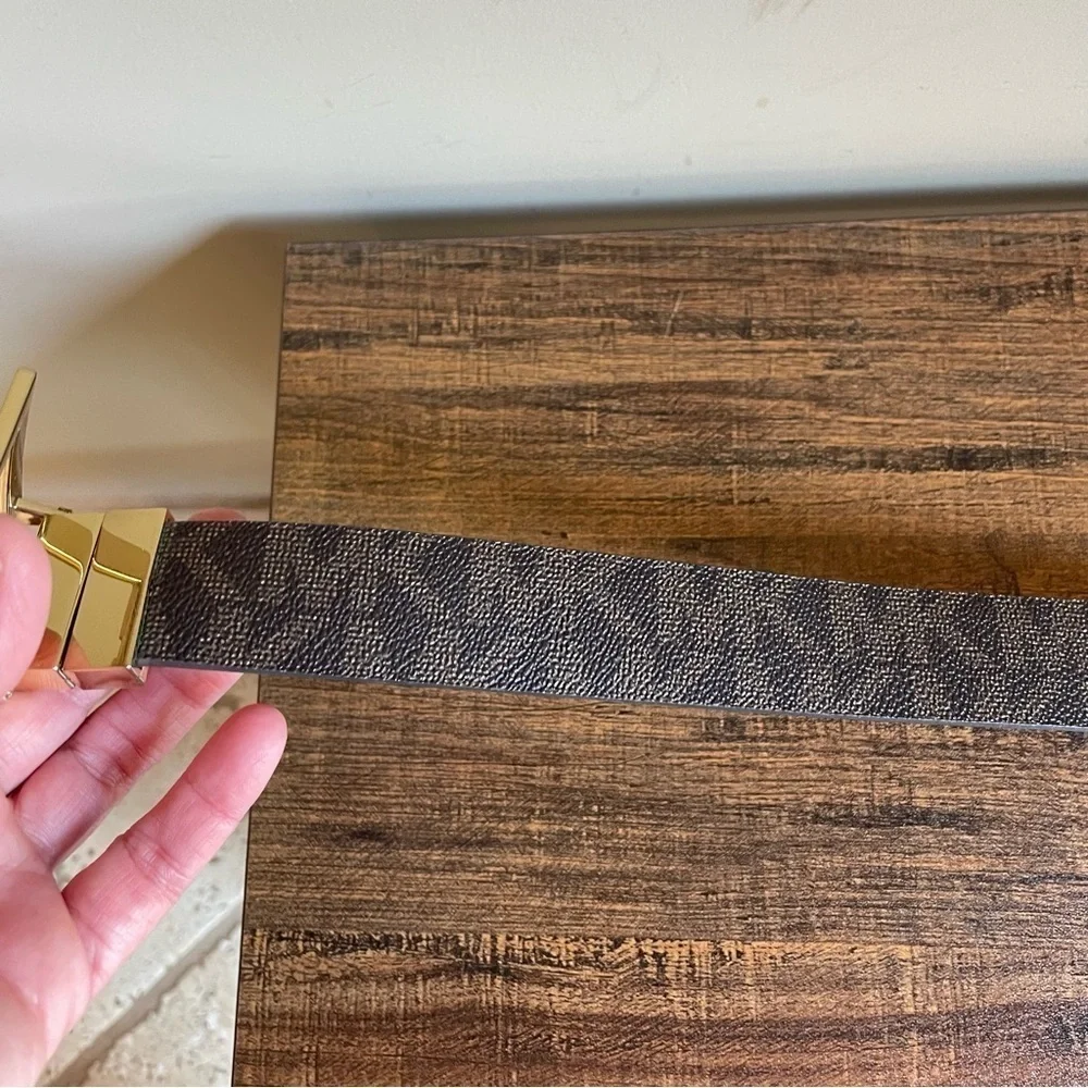 Michael Kors White and Brown Gold Logo Belt Reversible